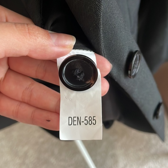 NWOT- Zara black essential blazer - Picture 3 of 4